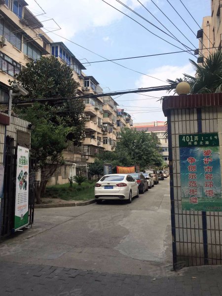同泰北路401弄小区 