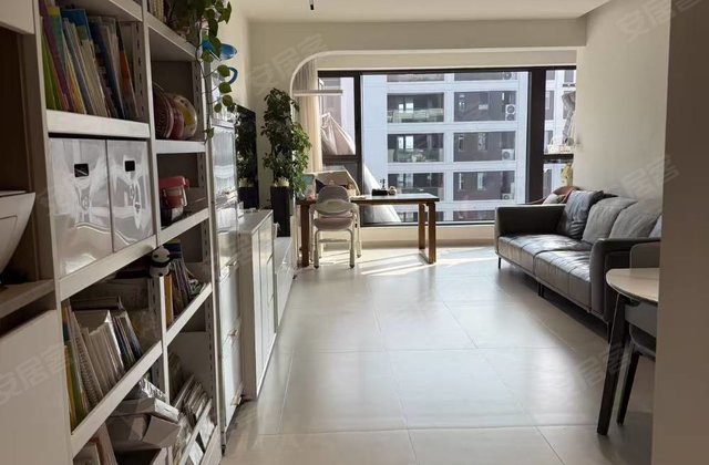 世茂建杭国风澜园3室2厅100㎡188万二手房图片