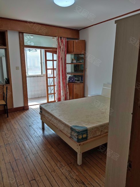 石鼓路225号小区3室1厅1卫户型方正宜居舒适诚心出售