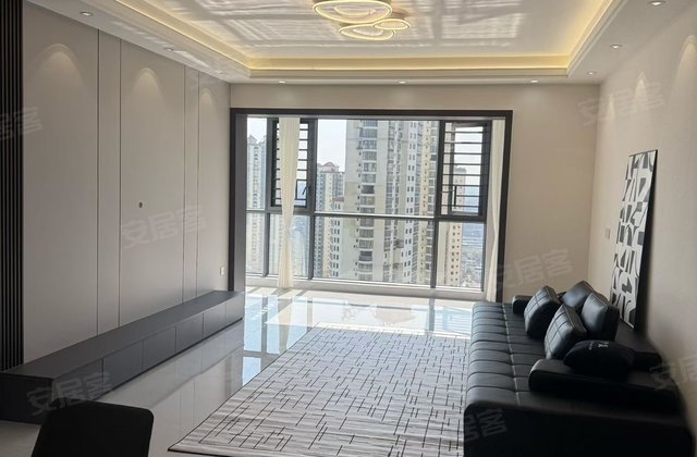 裕达金碧天誉3室2厅131㎡56.8万二手房图片