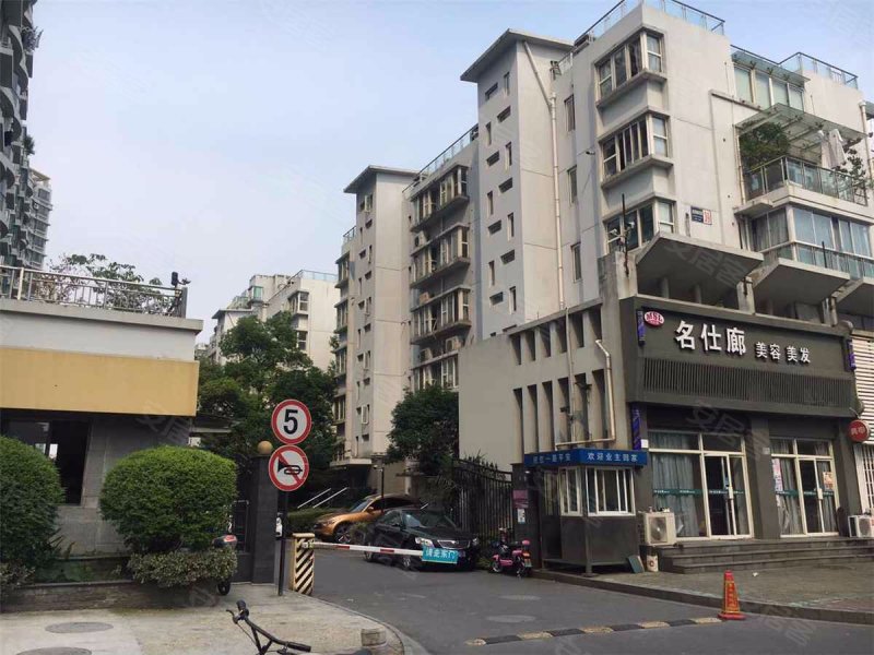 金棕榈花园(公寓住宅)