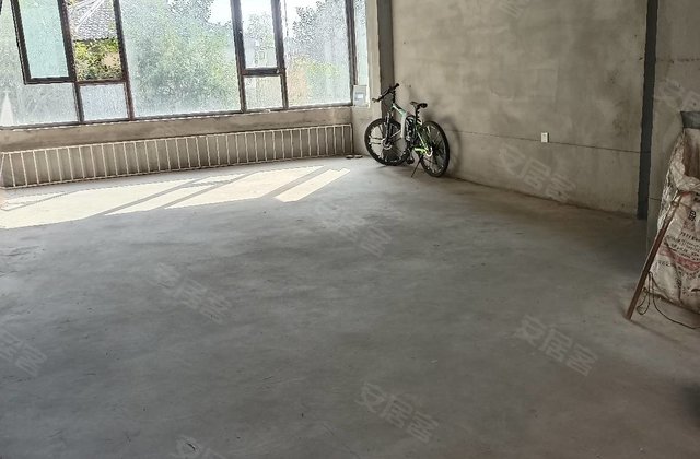 中央华府3室2厅127㎡68.9万二手房图片
