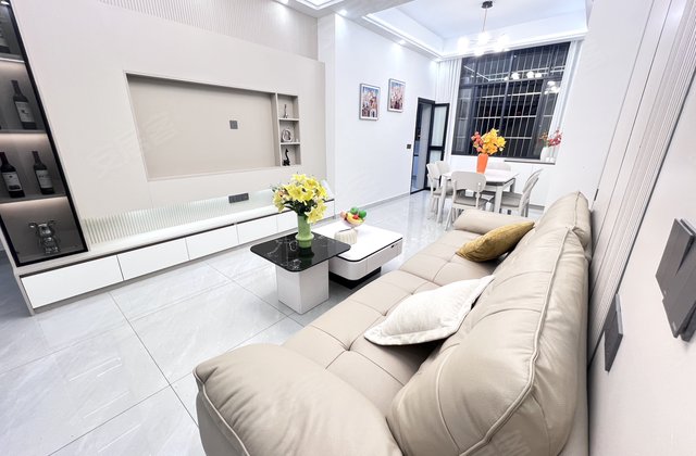 静安花园4室2厅105㎡31.8万二手房图片