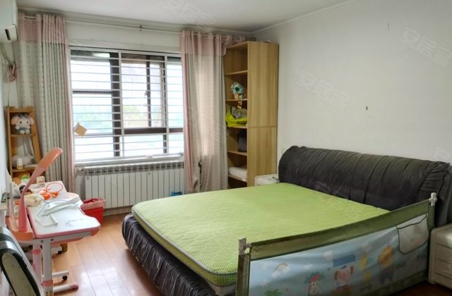 名人国际花园(北区)3室2厅142.53㎡115万二手房图片