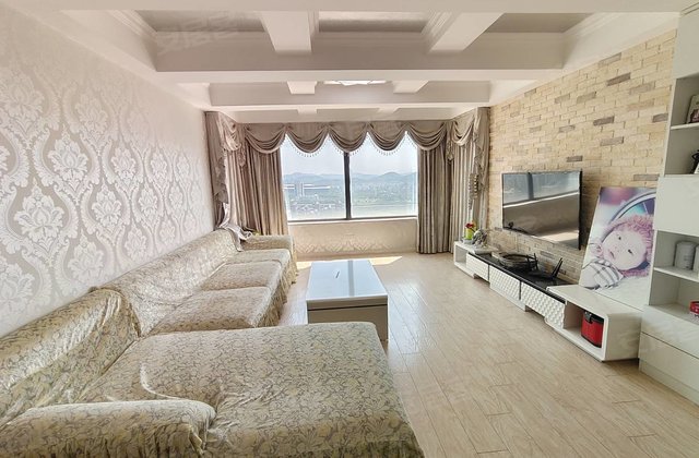 朝辉东方城二区4室2厅145.92㎡89万二手房图片