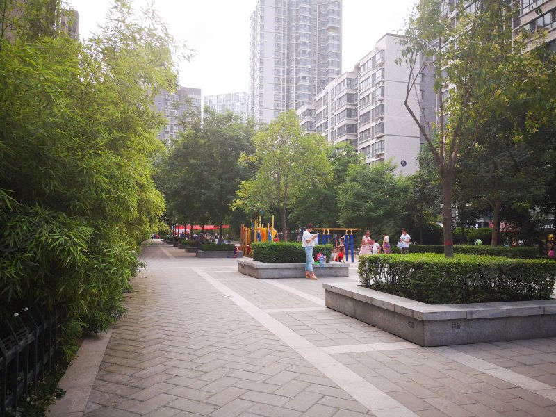 金泰假日花城北区,电子六路,近太白南路-西安金泰假日花城北区二手房