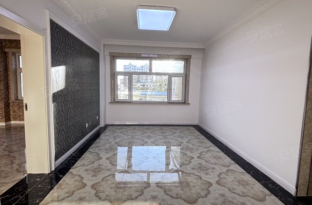 乐家小区2室1厅82.8㎡32.8万二手房图片