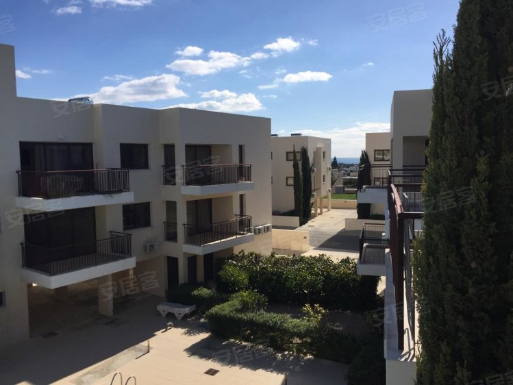 塞浦路斯约¥54万1 床公寓出售在马佐托斯山 4 复杂的拉纳卡塞浦路斯二手房公寓图片