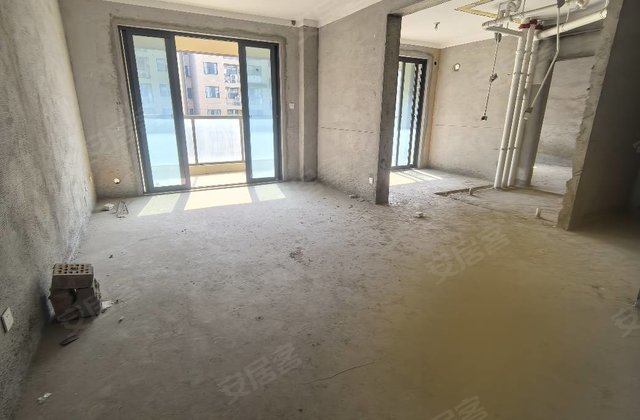 天章华府3室2厅113㎡105万二手房图片