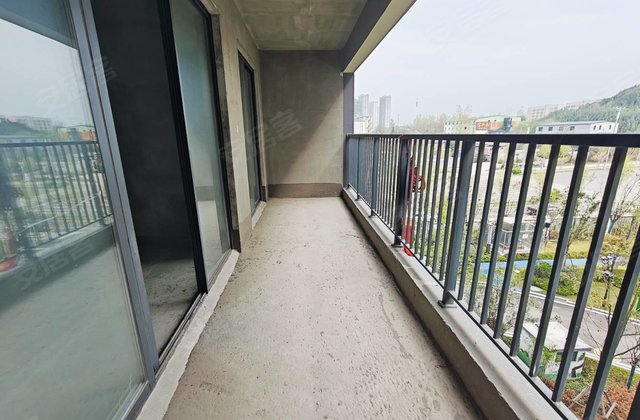 永和花园4室2厅138㎡89万二手房图片