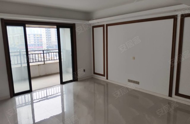 中环荣域悦棠3室2厅120㎡67万二手房图片