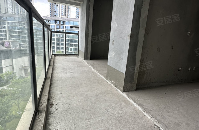 万景峰汇4室2厅140㎡79.8万二手房图片