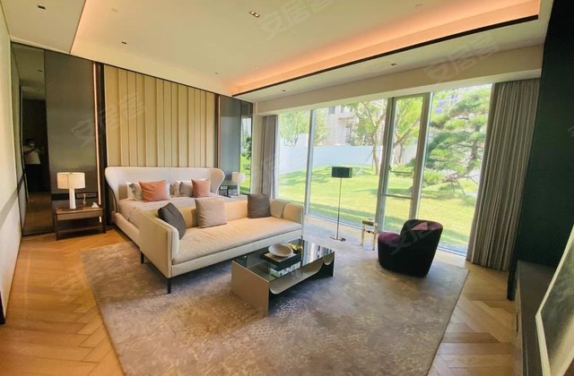 融创曲江印3室3厅330㎡1100万二手房图片