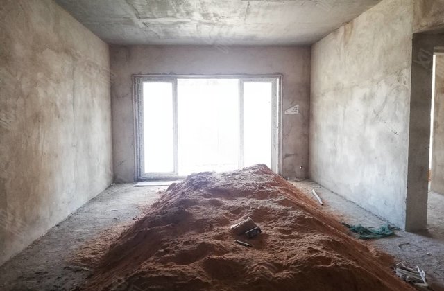 户型4室2厅2卫156㎡东南中层(共23层)2015年建造永达广场雷州新城