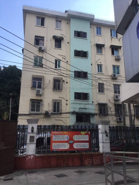 颛兴路180弄小区 