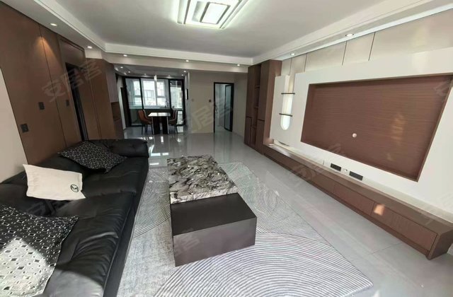 聚嘉豪庭4室2厅160㎡46万二手房图片