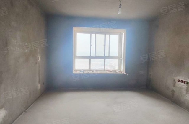 锦泰世纪阳光3室2厅135㎡56万二手房图片