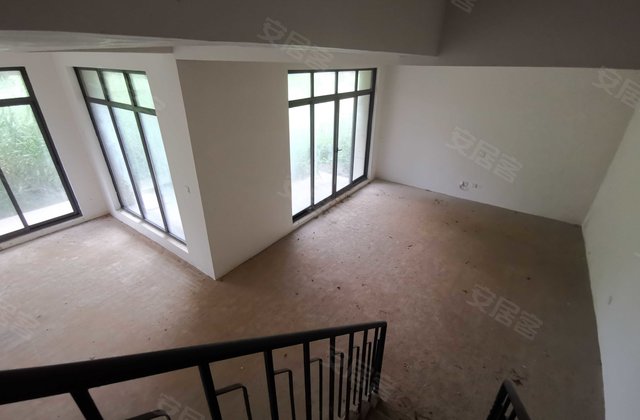 黑龙滩长岛国际(别墅)5室2厅248.17㎡420万二手房图片