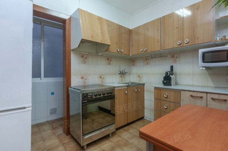 西班牙约¥113万SpainL'Hospitalet de LlobregatApartment出售二手房公寓图片