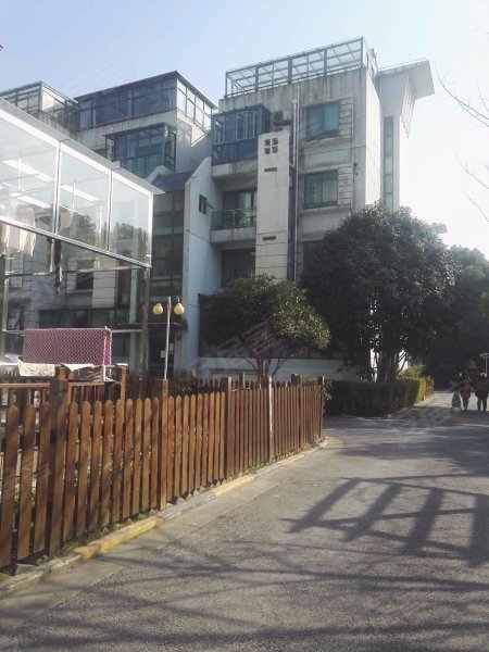 北欧阳光庭园(公寓住宅) 