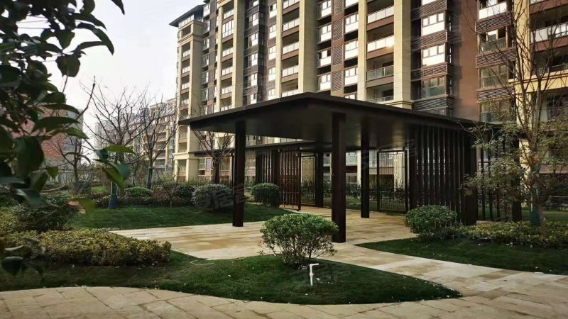 融创领地凤鸣桃源风雅颂