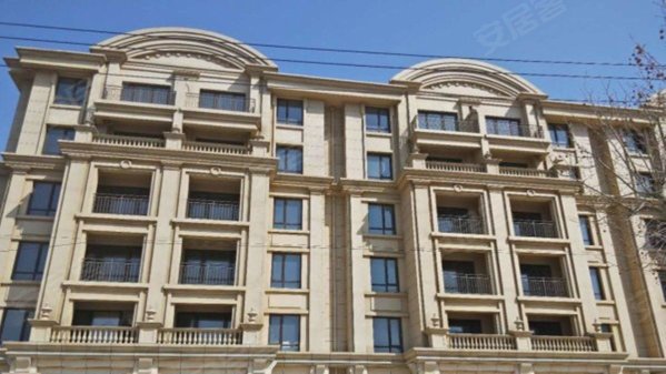 绿地香树花城一期,三室两卫带下越,单价7900,下越.