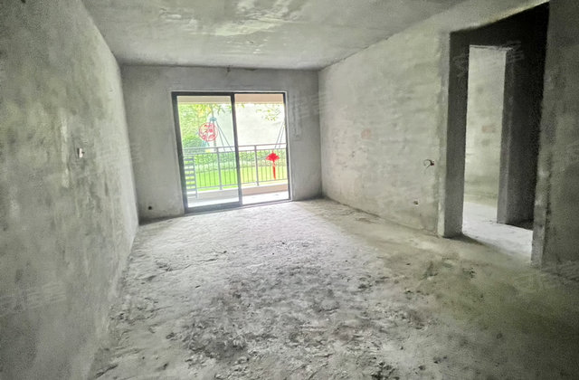 吾悦华府4室2厅115㎡56.8万二手房图片
