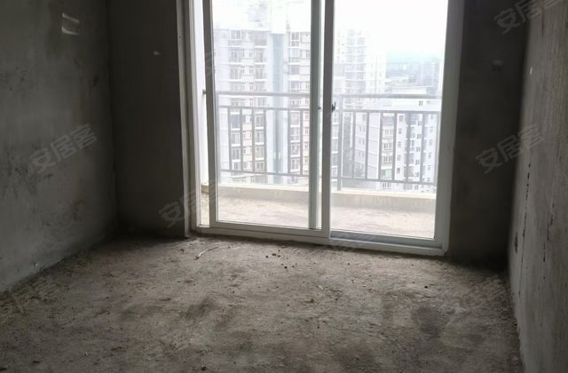 鑫鹏花园2室1厅84.21㎡50万二手房图片