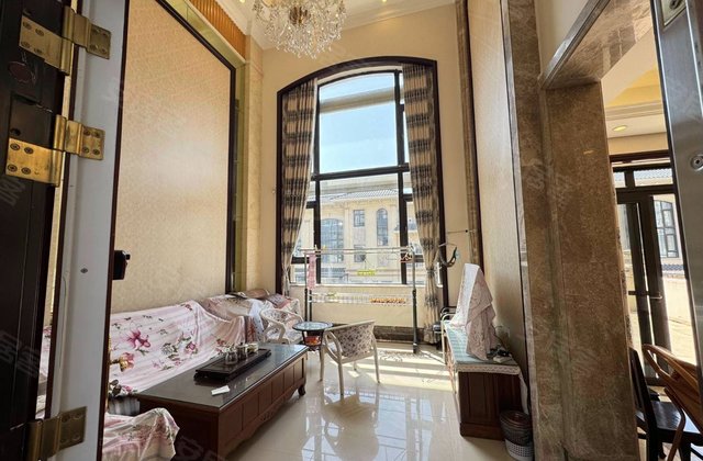 恒大海上威尼斯北区4室2厅170㎡85万二手房图片