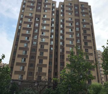 龙山华府南北四居室~两梯两户采光好