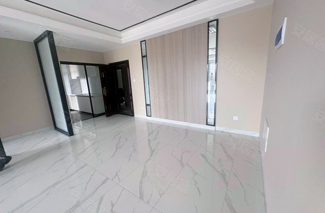 国兴一号3室2厅116㎡180万二手房图片