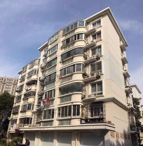 江桥二村六街坊 