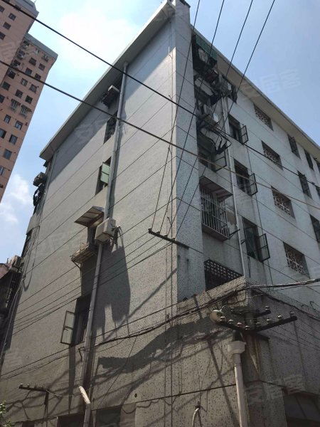 淞滨路141弄小区 