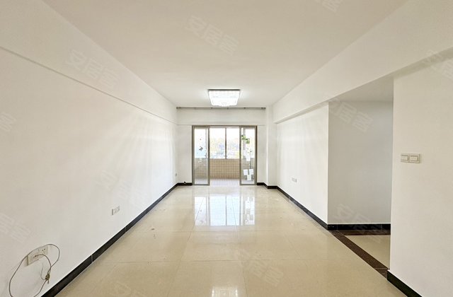 穗基华城3室2厅105㎡42万二手房图片