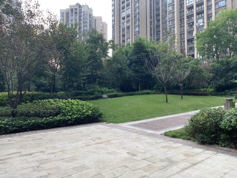保利江上明珠锦园