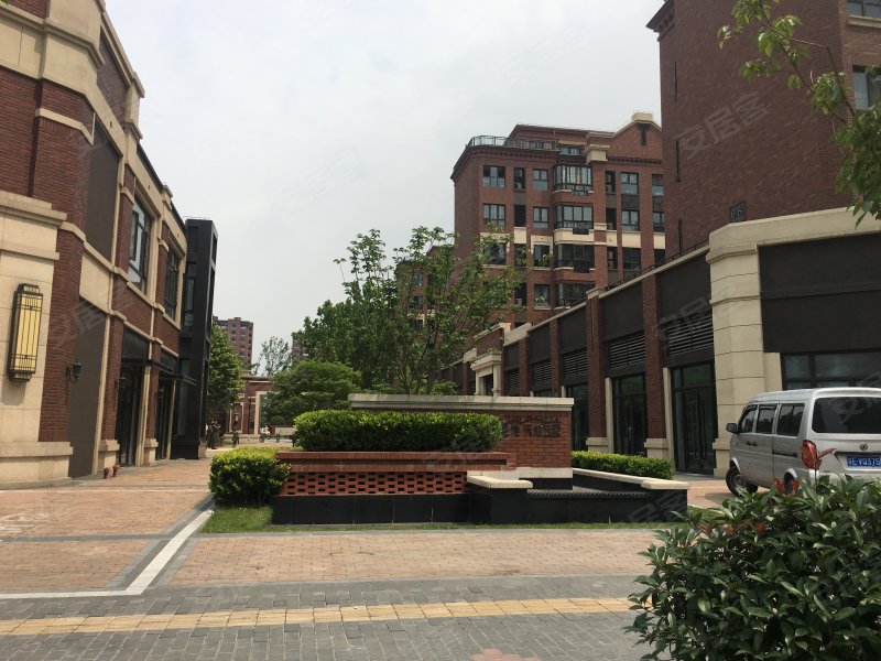 金地天地云墅(公寓住宅) 