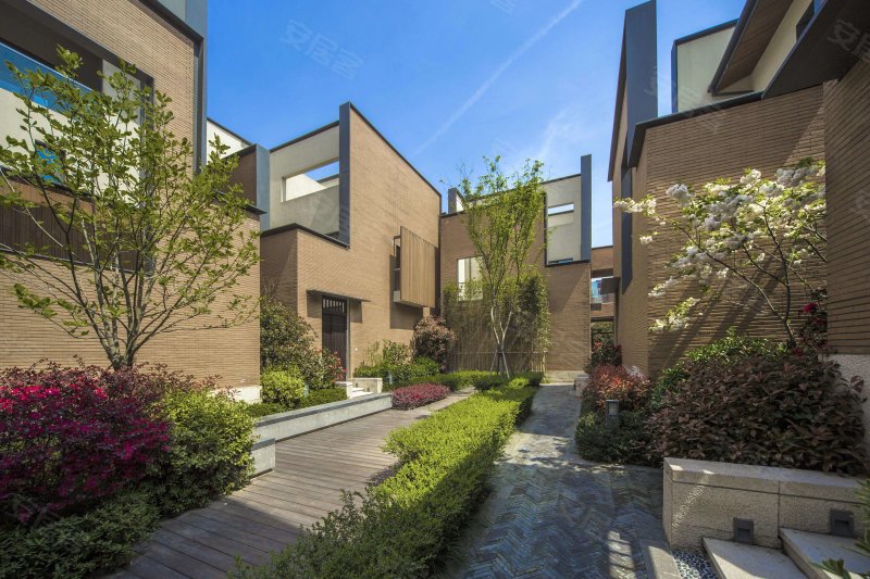 富力虹桥十号(别墅),申贵路1599弄-上海富力虹桥十号(别墅)二手房