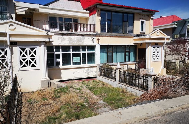 南苑小区5室3厅300㎡150万二手房图片