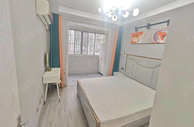 绿色丽园(667弄)1室1厅43.54㎡328万二手房图片