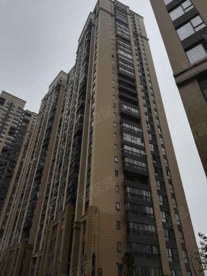 绿地伊顿公馆3室2厅1卫90㎡南北70万