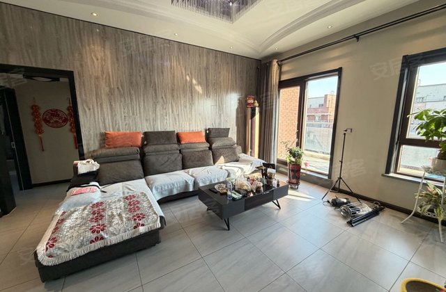 森香水岸丽景园3室1厅110㎡71.8万二手房图片