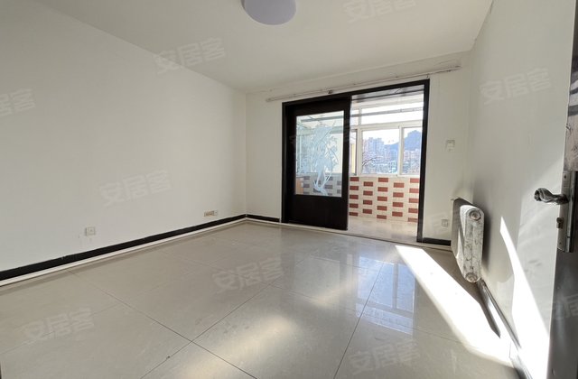 中居宅路南小区3室1厅72㎡38万二手房图片