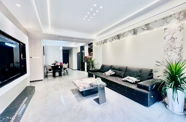 蓝山湾3室2厅127㎡50.7万二手房图片