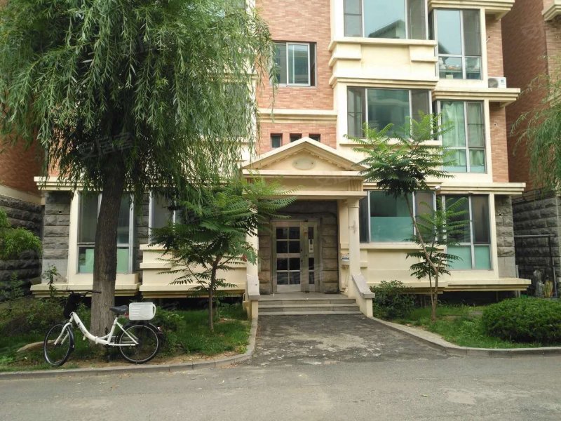 华夏山海城百合花园