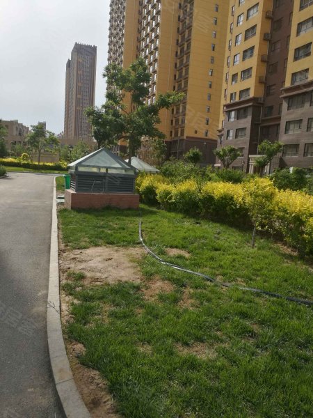 天鹅湖小镇东区,虹桥南街,近大连东路-银川天鹅湖小镇东区二手房,租房