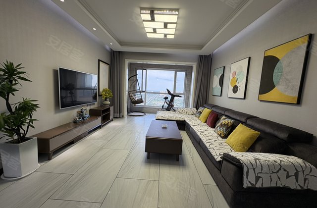 正洋凤凰大境3室2厅139㎡120万二手房图片