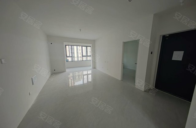 济津华庭3室2厅117㎡73万二手房图片