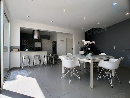 法国约¥417万FranceCaumont-sur-DuranceHouse出售二手房公寓图片