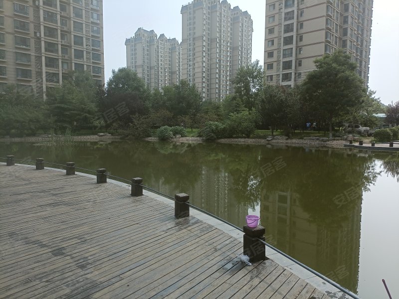 众美城廊桥四季a区