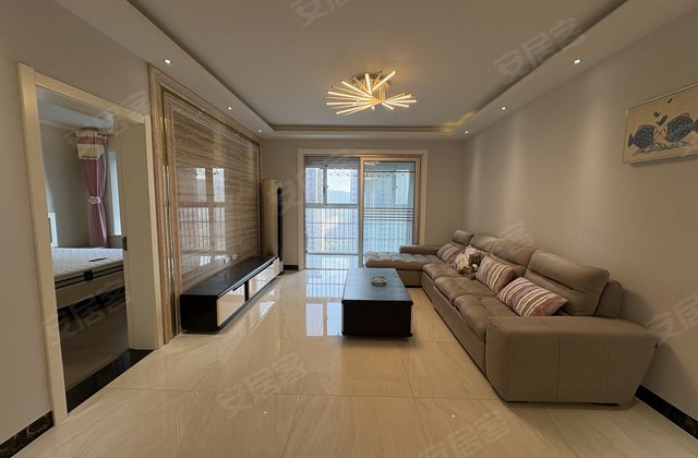 舜耕花都3室2厅117.26㎡66.6万二手房图片